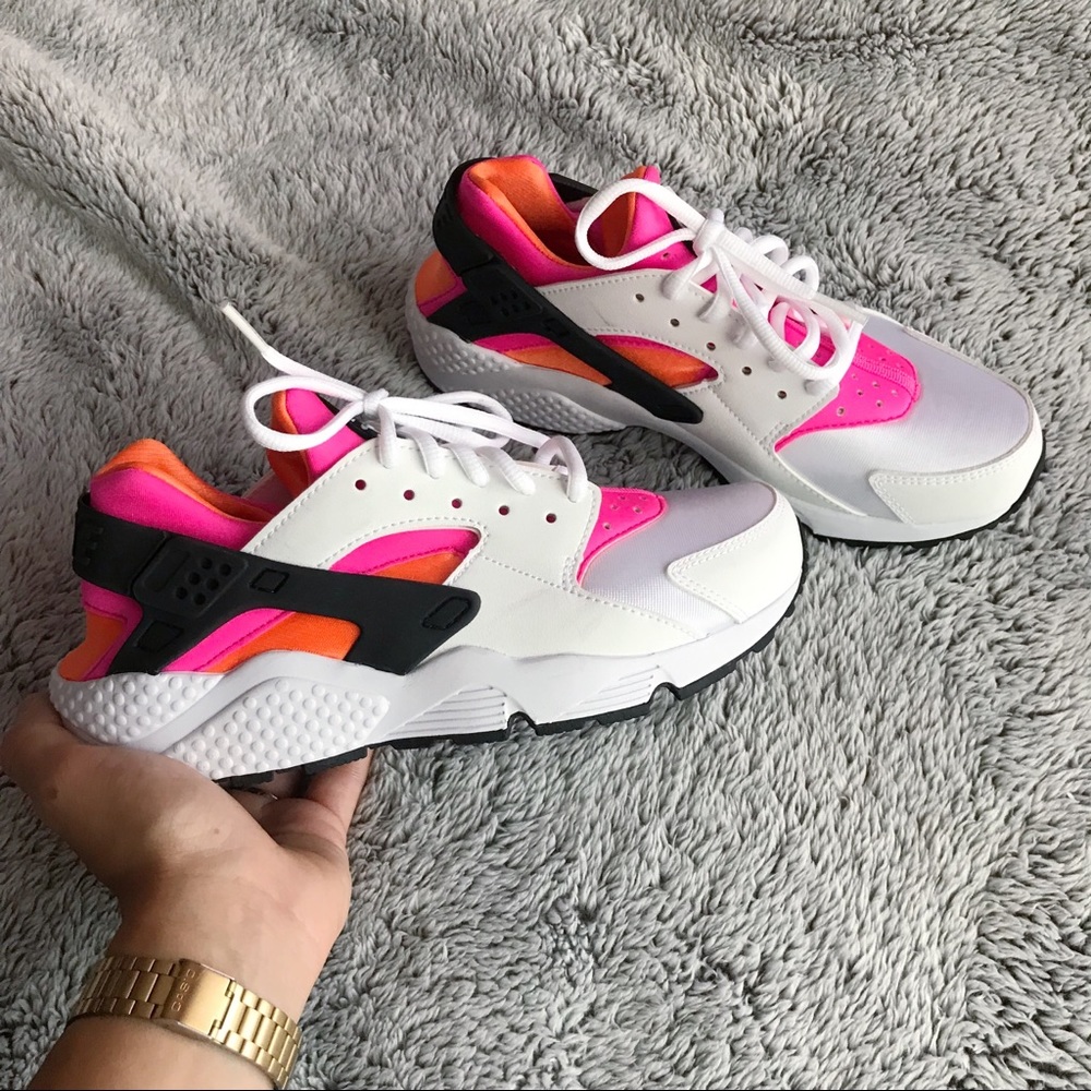 Brand New Nike Air Huarache Run